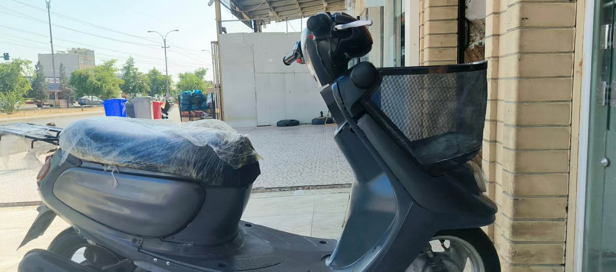 ياماها نضيفه شغاله للبيع
بس يحتاج بطارية
ياماها خاوينه ايش دكات بوفروشتنه
عنوان هه ولير اربيل فرمانبران
للاستفسار اتصل *********** أربيل, العراق

