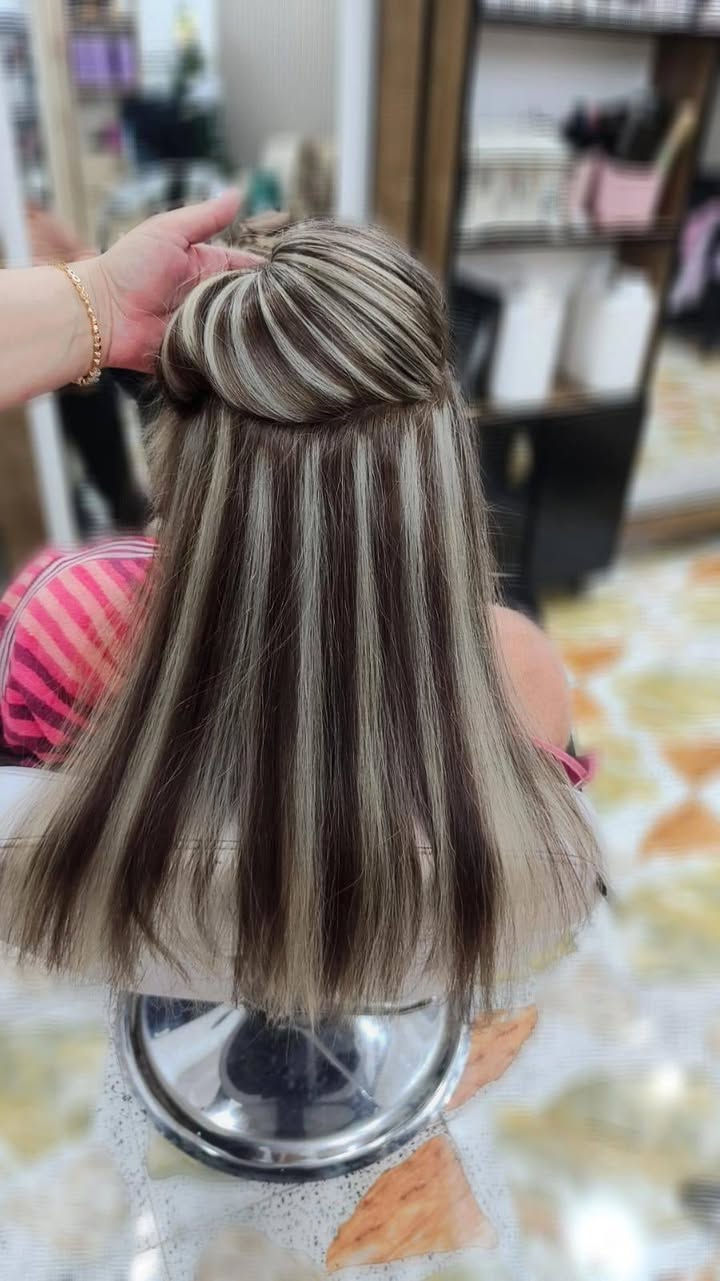 شغل تخصيل سلفون جمال الشغل و النظافه❤❤
صالون ڪوافيرة جنى 🤍
العنوان.. 
بابل _المسيب_حي المعلمين الاولى _فرع مطعم المعموري *
للحجز خاص او الاتصال على الرقم واتساب ***********
