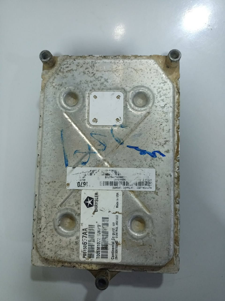 متوفر عقل كرايسلر سي ٢٠٠ محرك ٦ سلندر وحجم ٣٦٠٠ للبيع شرط الفحص والسعر ٢٠٠ ألف عدا التوصيل مكاني في
تكريت
للأتصال ***********
