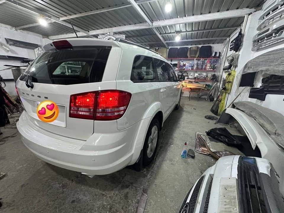 دوج جورني ٢٠١٣
وارد كندي بيها جاملغ وبنيد فقط قطعتين

5 راكب رقم انبار

لون ابيض  محرك ٢٤٠٠ قبل اسبوعين مشدود جديد

صدر جديد مشدود🤩

السياره بعد احلى بالواقع

مكان السياره الانبار قضاء حديثه

*********** ***********

سعرها 120 وبي مجال للشراي
