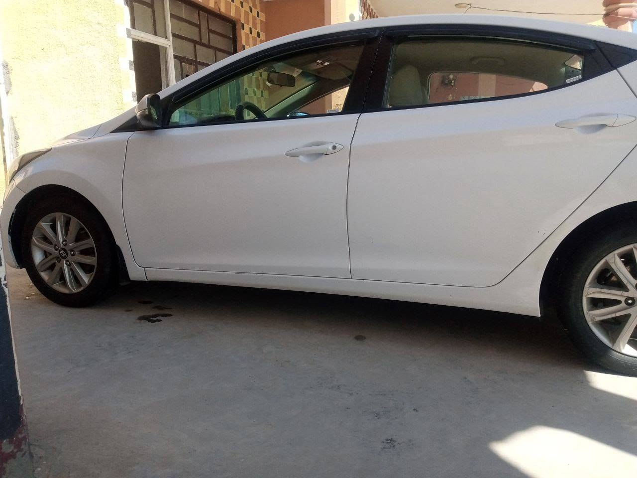 السلام عليكم النترا موديل 15رقم بغداد للبيع كير محرك تخم تاير مكفولات اكثر تفاصيل اتصل ***********
