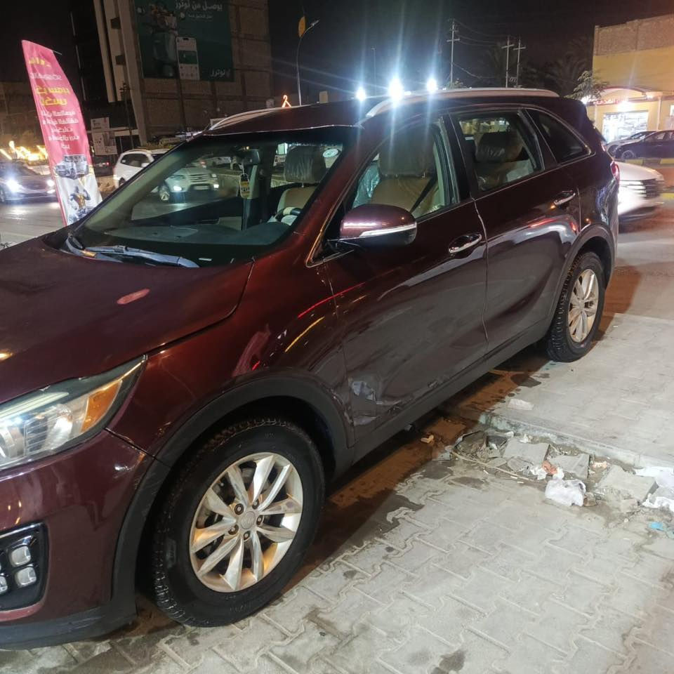 سلام عليكم
سورنتو 2017 امريكي
مواصفات الامريكي معروفه 

رقم اربيل انكليزي  مداور او وكاله ماكو شكال 

سعر160  وبيه مجال ***********
