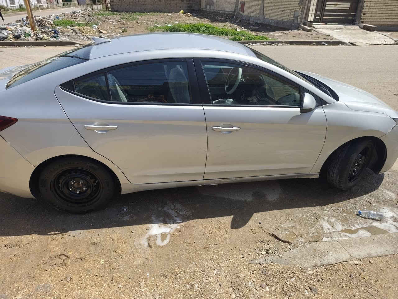 السلام عليكم النترا مريكي موديل 2019 السياره حادثه بنيد معمر نفسه ما مبدل وجاملغ ايضن الايمن السياره جاهزه تبريد❄️تدفئه شغاله مكينته 2000دوش كير 6نمر المرغوب سعر السياره 130 وبيه مجال


**إذا كنت صاحب هذا الإعلان وتريد حذفه لأي سبب، رجاءا أرسل رسالة إلى الدعم الفني**