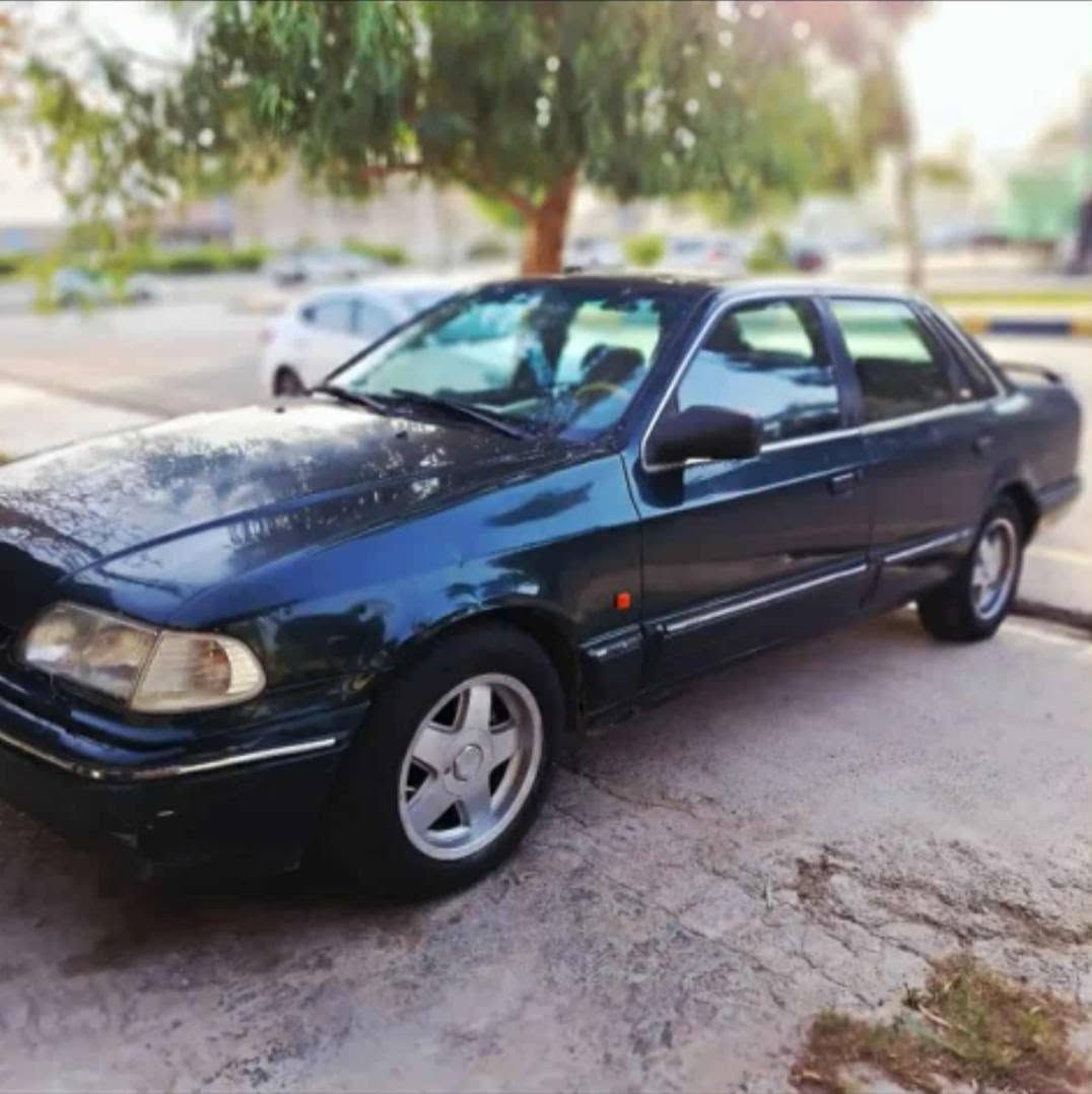 سلام عليكم ورحمة الله وبركاتة سياره فورد سكوربيو موديل ٩٣ محرك 6 كير اوتو فول مواصفات كير محرك شرط 
كشنات امام وخلفي كهرب مع هيتر 
تحكم ستيرن انضمة قياده
 مري كهرب مع هيتر
فتحة سقف كهرب 
لايت كهرب علي ناصي ماسحات لايت 
شاشه كامره 
تبريد تدفئه
طخم تواير جدد باتري جديد 
طخم السياره قبل شهرين معمر كامل
السياره كلها على وضع الشركه لا طخه ولا صبغ كلها بلاديه سياره مال بيت ومال جناي لاكن مرات الضروف تحكم 
اخون الشراي هذا رقمي بي واتس او يتصل او يدخل خاص *********** ويشوف الف خيرها الي تصير من قسمتو مكان السياره موصل ناحيه النمرود 

انض
