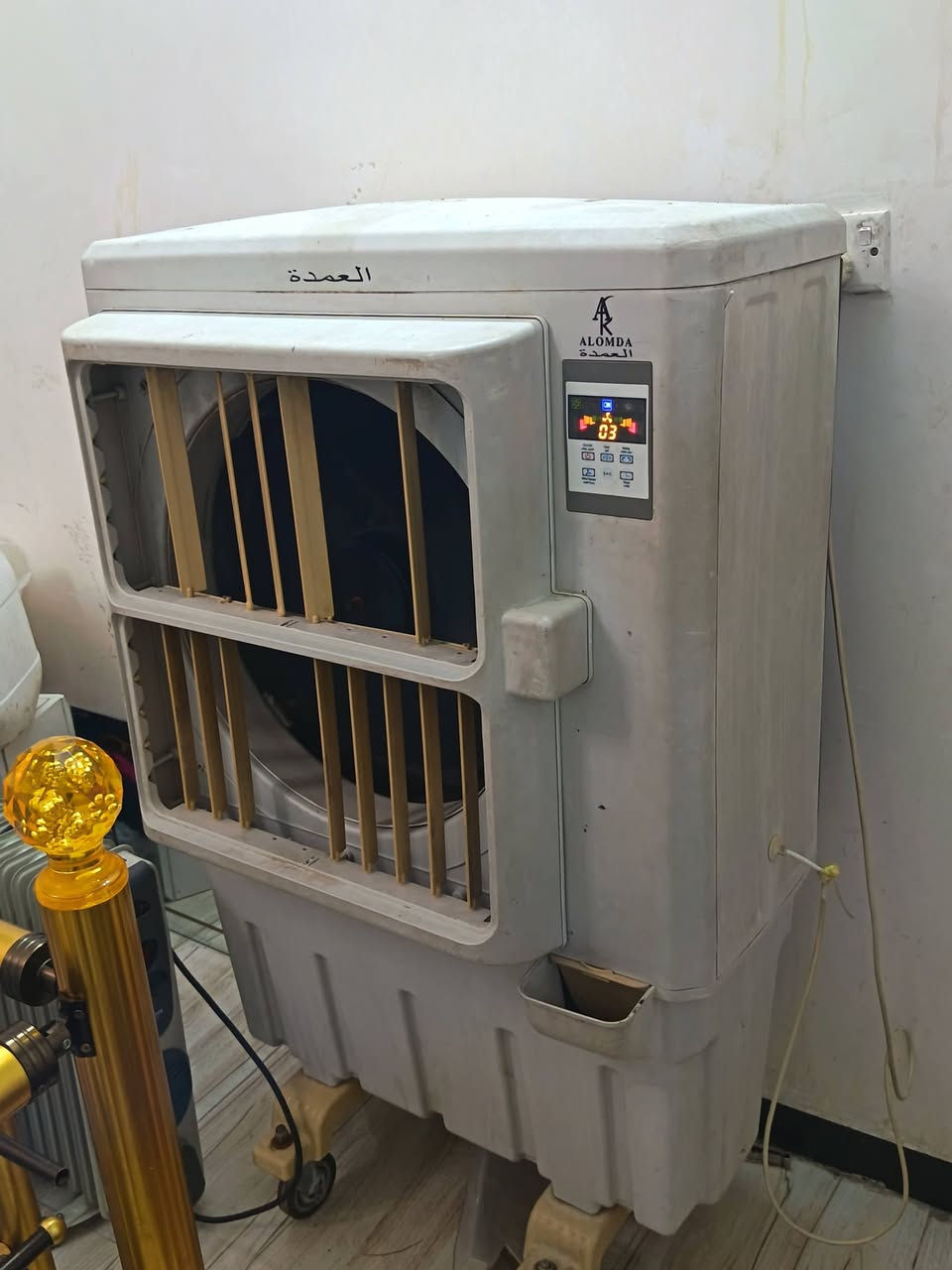 السلام عليكم عند هاي الكونفيره للبيع
مكاني كربلاء حي الوفاء
***********
السعر 120قفل
