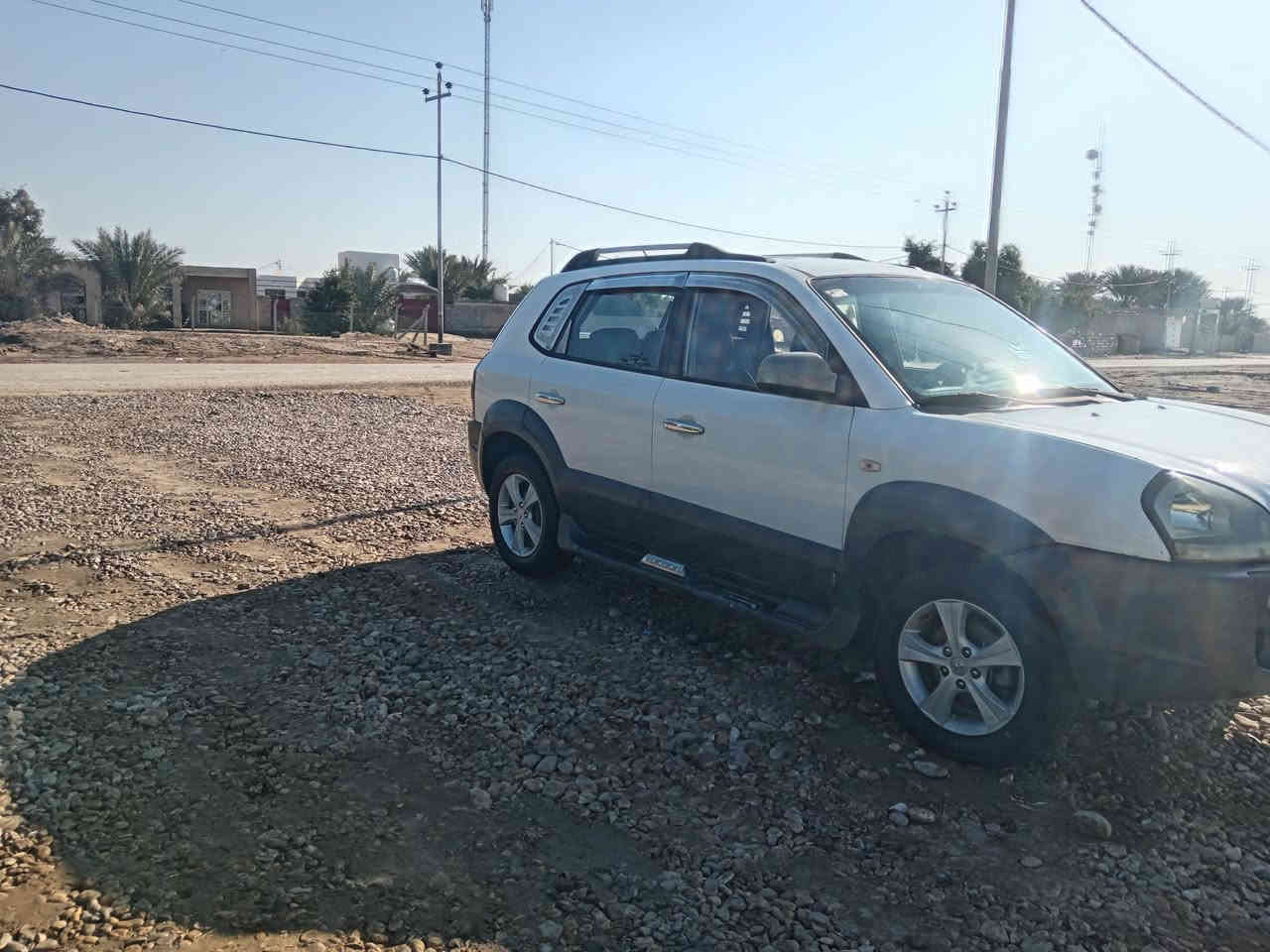 للبيع توسان موديل 9خليجي كفاله عامه محرك 2000 رقم بغداد بشرط التحويل كشن جلد كامره امامي خلفي تخم تاير السعر ١٣٠ وبيهه مجال قليل تصال *********** مكان واسط صويره ***********
