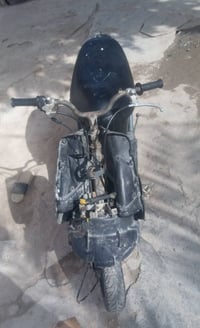 ذبانه للبيع بدون كشي ما عوزهة شغاله رايدهة ب(100) تصال عل رقم 07772616...