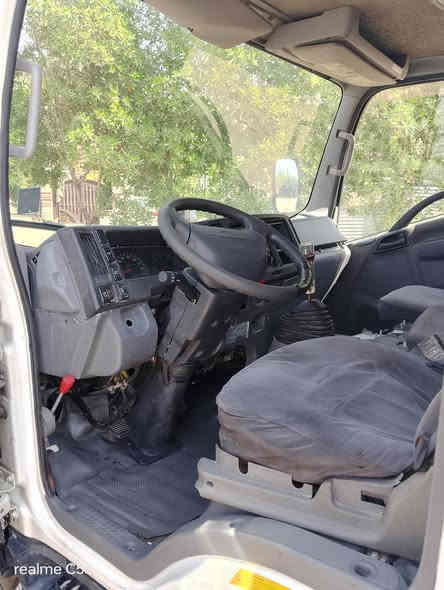 للبيع كرين ازوزة 2008 هزة و رقم جديد سنوية باسمي
كرين 3 سلايتات عدل
بدي اماراتي 3 جكات طول 5.75 ستة اله ربع
مكينه كير مكفولة 
كهربائيات وتبريد كله جديد
سيارة بلادي كرين من الامارات 
مكان بغداد البياع 
السعر 240 وبيها مجال
***********
