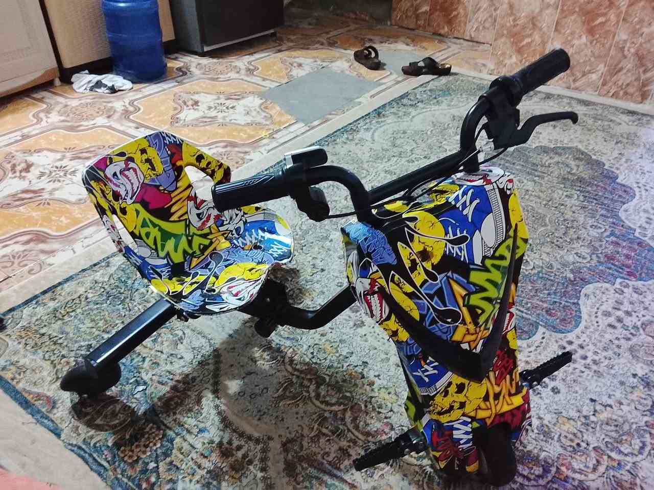 سكوتر شحن جديد بعده كولش نظيف يتحمل وزن الى ١٠٠


**إذا كنت صاحب هذا الإعلان وتريد حذفه لأي سبب، رجاءا أرسل رسالة إلى الدعم الفني**
