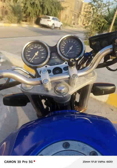 السلام عليكم للبيع فقط سيبي فور جيل الثاني هايبر دراجه مكفوله جاهزه من كلشي اوراق كامله مكان ذي قار سعره 2250 بيه مجال قليل ***********
