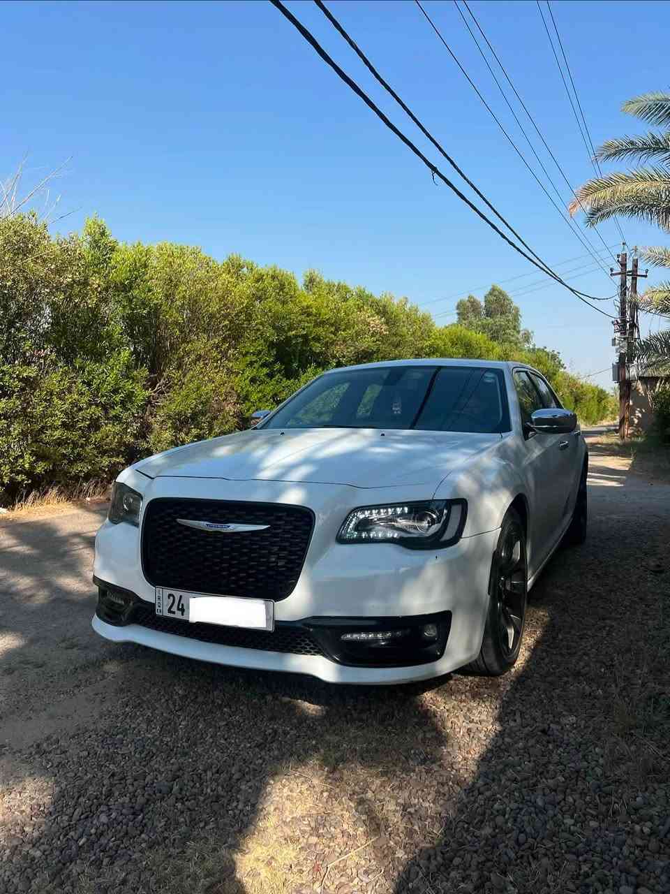 اوباما 2017 c300 محدث بجم S وارد امريكي داخله كلين بيها قطعه صبغ وحده فقط باب الصدر ومكانات بارده قليله وبسيطه رقم دهوك هزة جديدة ماشيه 122 الف ميل مواصفات فول فتحه بانورما كشنات جلد بصمه تشغيل عن بعد السعر 225 وبيها مجال قليل
 مكانها بغداد 
للأستفسار ***********
