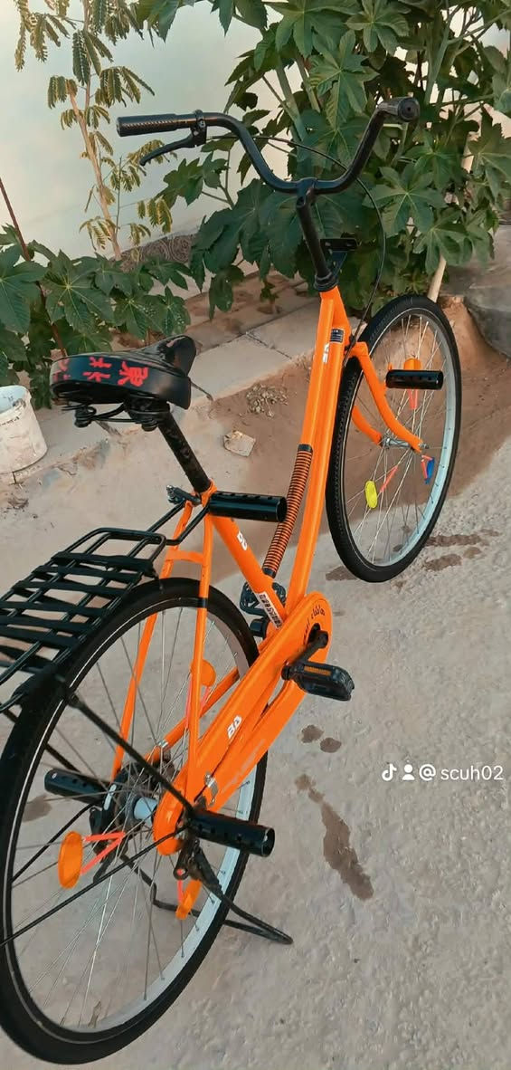 السلام عليكم شباب بايسكل للبيع فول نظافه السعر 150 وبي مجال***********
