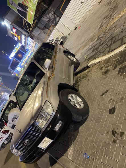 السلام عليكم الأندكروز مديل 98 قطريه فول مواصفات واحد على واحد رقم مميز  كفاله من الضربه بيهه ثلاث قطع صبغ اثر جراد مكينه وكير وأكسل مكفولات سياره var ثمانيه سلندر كير عادي كشنات جلد تبريد منضومه جديده ***********
