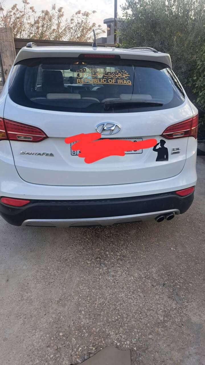 سنتافيا ٢٠١٥ خليجي سته سلندر
سبعه راكب محرك٣٣٠٠ 
رقم بابل انكليزي
سياره جديده محرك وكير وظع شركه
ماشيه ١٩٠الف تبريد ثلج ثلاث قطع
الضرر مالها جاملغ العبري ومبدل  
السعر ١٧٠ وبيها مجال حك الجيه
***********
