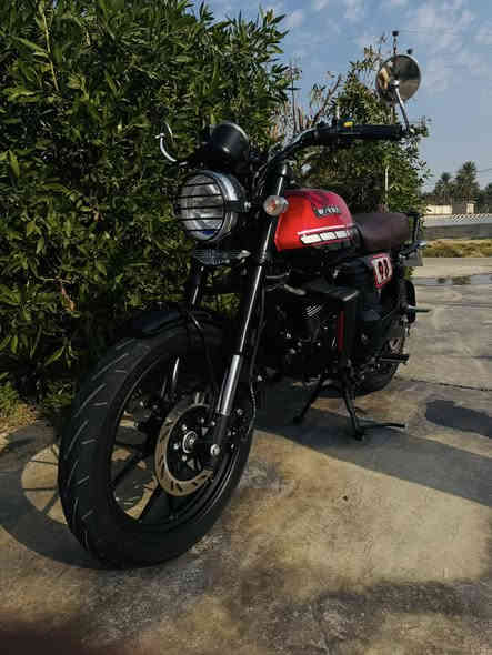 سلام عليكم دايوان لايتي موديل ٢٥ صار ٢٠ يوم من طالعة ماشية١٠٠ كيلو بعدهة عل سحك الدراجة بعدهة بالجيس زيرو مكفولة كفاله عامة اوراق سكنر يعني سحب سعرهة ١٥٥٠ وبيهة مجال مكاني ديالى ***********. متواجد خاص
