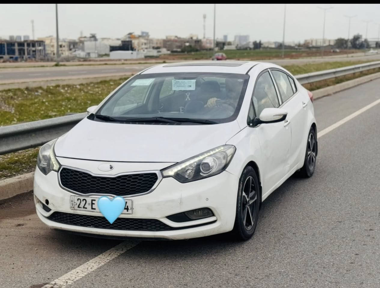 سيراتو ٢٠١٤ خليجي  رقم اربيل بأسمي 
سيارة بيها قطعتين 
سياره فول عدا البصمة
سعر 105
بغداد 
***********
