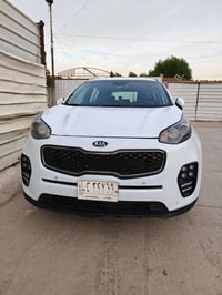 سبورتج ٢٠١٦ • أبيض • مكفولة