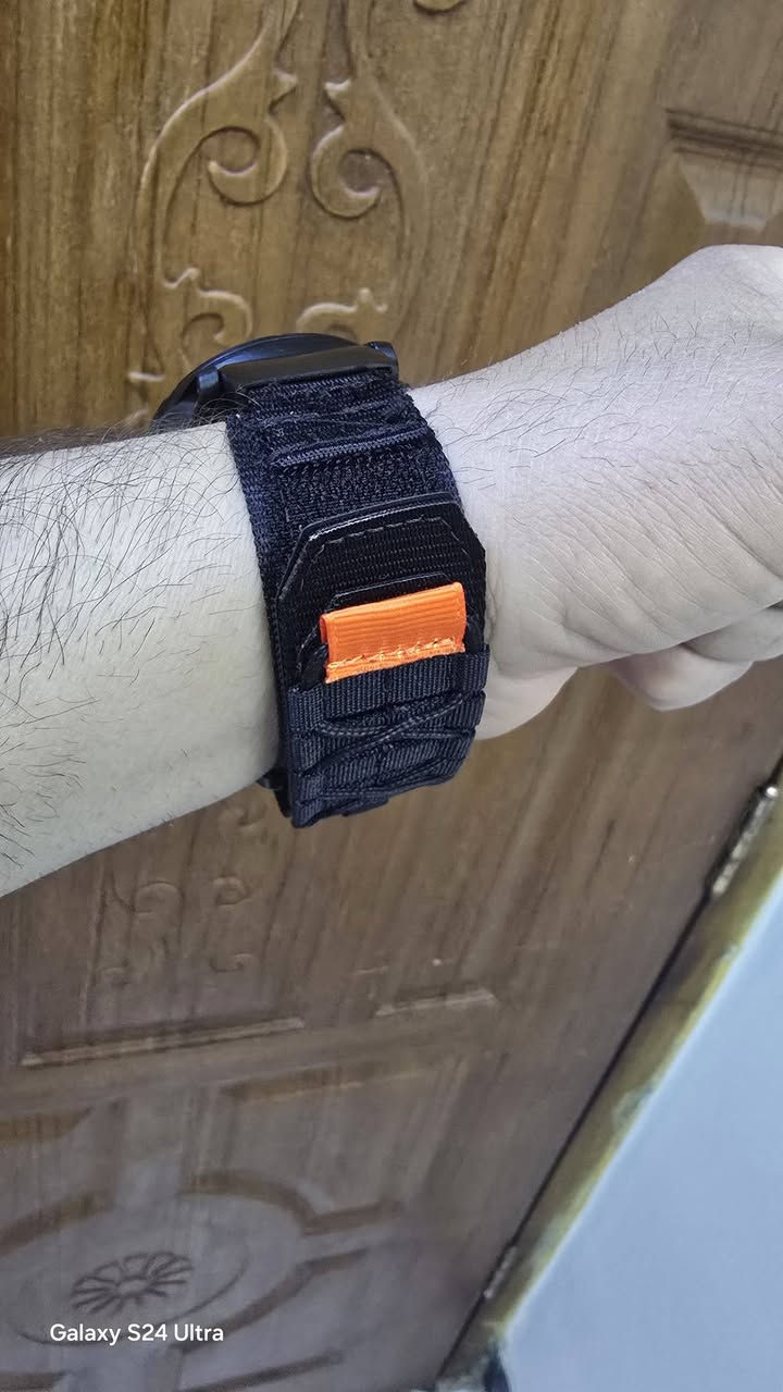 السلام عليكم.. ساعه كارمن فنكس5xبلس شاشةسفاير حجم 51مع كيبل شحن اصلي نظافه كماموضح السعر 200الف نهائي استفسار واتس وخاص ***********
