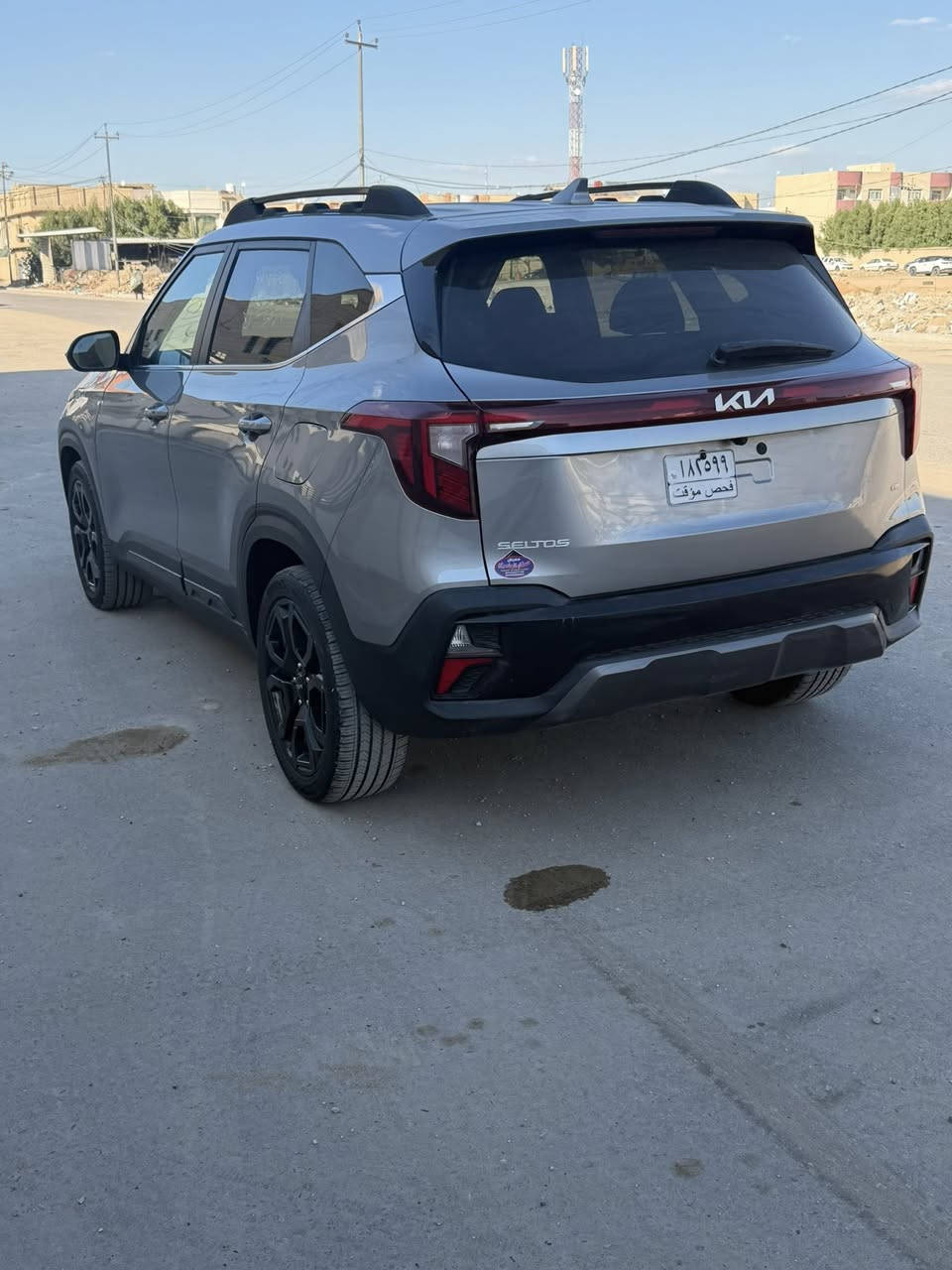 �
🚗 Kia Seltos 2024 X-Line 2024

🔹 ممشية: 10 كم
🔹 السيارة بدون رقم
🔹 محرك 1600 تيربو
🔹 نظام دفع رباعي (فور ويل)
🔹 رادارات أمامية وجوانب
🔹 تشغيل عن بُعد
🔹 نظام تحديد مسار
🔹 شاشة متصلة (سمارت)

🔸 ملاحظة: حادث خفيف – صبغ نص بنيد بدون تبديل

💰 السعر: 148
📞 للاستفسار: ***********
