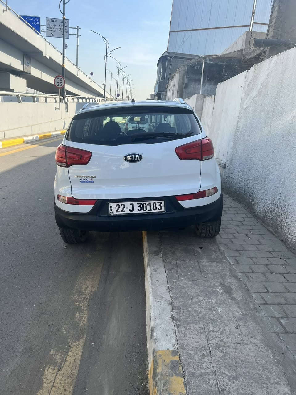 سبورتج 2015 مكفوله بيها بارد بالباب الخلفي السعر 155 وبيها مجال *********** العنوان بغداد
