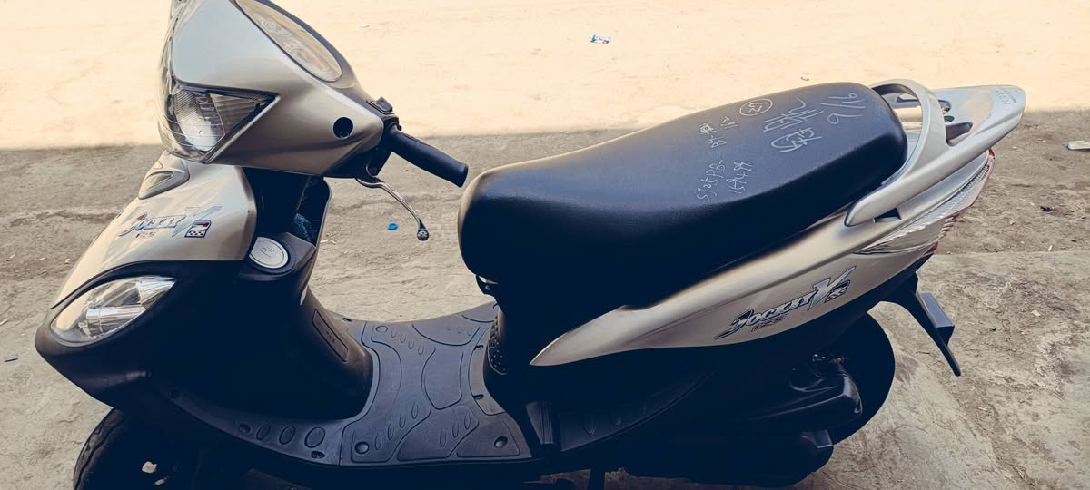 للبيع كامكو V2 دراجه جديده بوضع الوكاله مكفوله كفاله عامه السعر 950غيرقابل للعمله العنوان بغداد هـ‍***********
