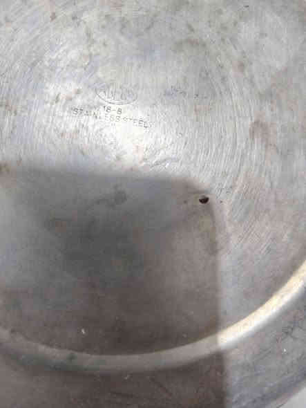 قوري ياباني قديم
النظافة واضحة بالصور
السعر ١٥ الف
بغداد البلديات ***********
ماعندي توصيل
