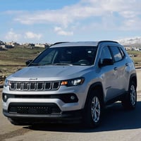 واتصاب. 07502190847📞 سلاو. جيب كومپاس موديل 2024 السعر 118$ومجال سياره...