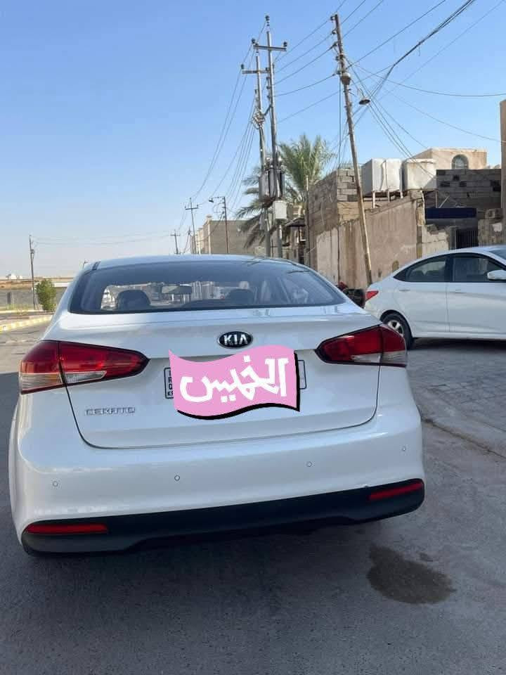 السلام عليكم سيراتو خليجي 2017 رقم سلمانيه بسمي محرك 1600 السياره جدا نظيفة بل العافيه عن الياخذها  مكاني بغداد الدورة *********** واتساب غير متواجد ع الفيس
