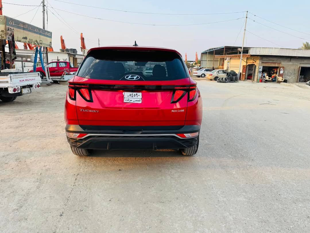 سلام عليكم 
توسان 2023 امريكي مكينه 2500 جي دي اي
رقم بابل  تحويل ثاني يوم 
 
حادثه موضح بلصور تبديل دعاميه *بنيدفقط    ايرباك فقط دركه
السياره نضيفه بمعنه الكلمه وتعميره درجه اواى 
سعرها ١٨٠ وبيه مجال حك الجيه
مكانه صويرة شارع المطار 
***********
