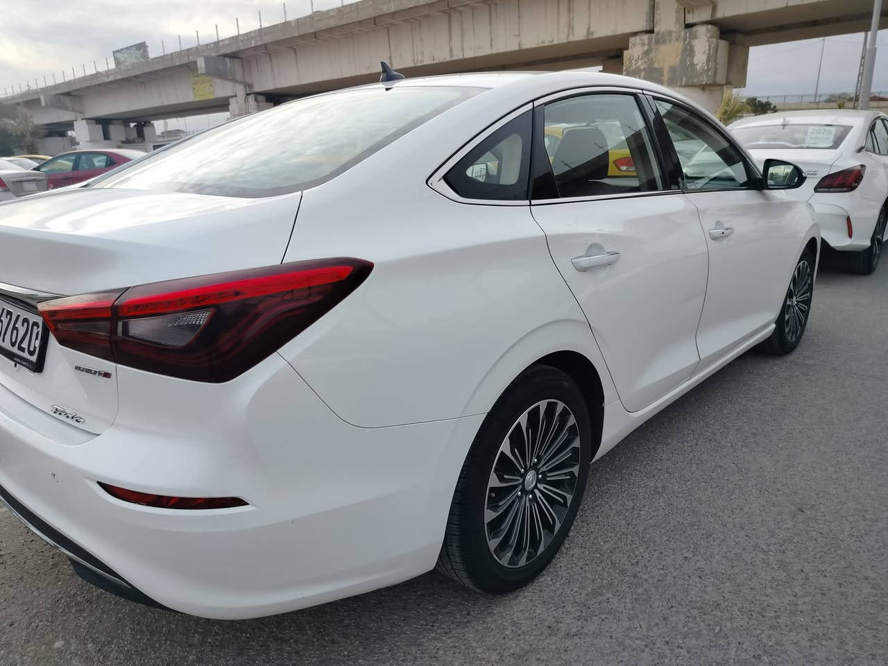 السلام عليكم شانجان أيدو موديل 2020 ماشيه 80 سعر 115وبيها مجال للطيبين  استفسار أتصل*********** /***********  مكاني كركوك
