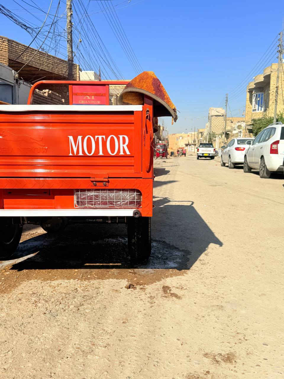 سلام عليكم اخوي ستوته جمره البيع موديل 2023 طلعه 26 ستوت مكفول كفاله عامه مكينه كهرباء كله شغاله سعر 2650وبه مجال بسيط عنواني العماره ابو رمانه رقم *********** مو شراي لا يتصل
