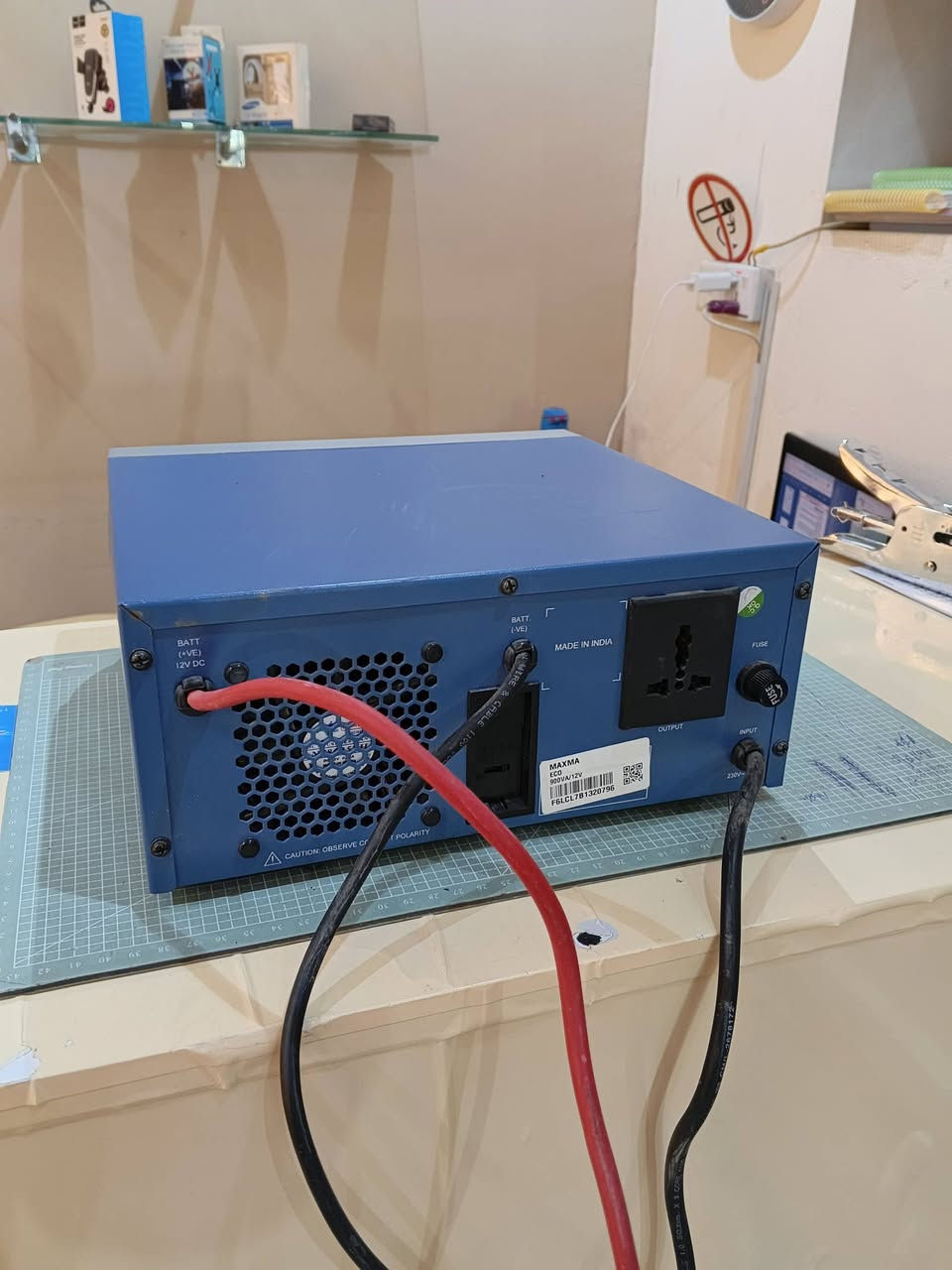 سلام عليكم
🔹 للبيع عاكسة MAXMA ECO 900VA 🔹

الحالة: جديدة فقط مفتوحه من الكارتون ومفحوصة  وتعمل بكفاءة ممتازة.
القدرة: 900VA
مناسبة لتشغيل الإنارة، التلفزيون، الراوتر والأجهزة المنزلية الخفيفة.

✅ شغالة بدون مشاكل
✅ فحص وتجربة قبل الشراء
✅ مناسبة للاستخدام المنزلي

السعر: (قيم بما يرضي الله)

للاستفسار مراسلة الصفحة أو الاتصال على: (***********)

📍 الموقع: (بغداد السيدية حي المعالف ) واذا تريد توصيل موجود لكل محافظات العراق 5000 دينار
