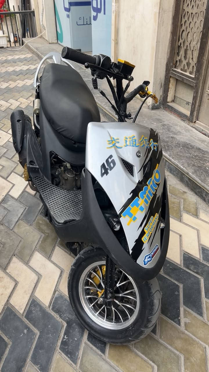 السلام عليكم ورحمة الله وبركاته اخوان دراجه للبيع دراجه مكينه ٤٩ رنبه ما مفتوحه كفاله عامه ما ناقصه برغي السعر خاص هاذه رقمي *********** رقمي وبي واتساب
