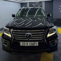 لێگزس 2014 LX570 برێمی دەرەجە یەک 1/1 سەیارەکە لەسەر دەقی شەریکە ماوەت...