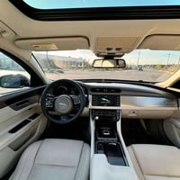 جاكوار XF • ٢٠١٧ • ٦٤٠٠٠ كم