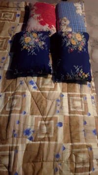 مخدات • لحافين • زعفرانيه