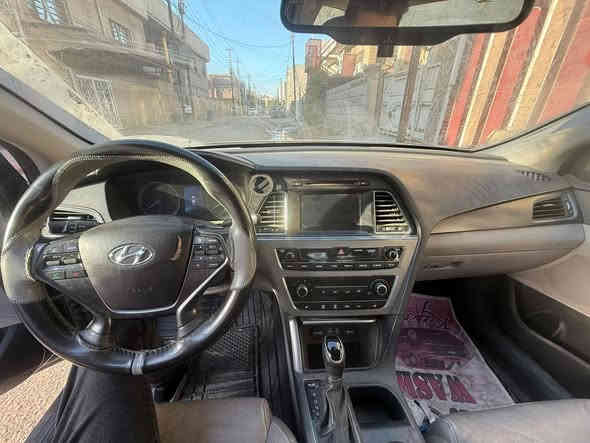 للبيع موديل 17فول مضروبه هسه ب عراق نفس الحادث مالتها السيارة جهازة من كلشي فقط هذا الحادث رقم اربيل الجديد هاتف *********** السعر 100وبيها مجال قليل ملاحضه في كصه القماره يوجد كلير بين الفتحه والجامه الاماميه
