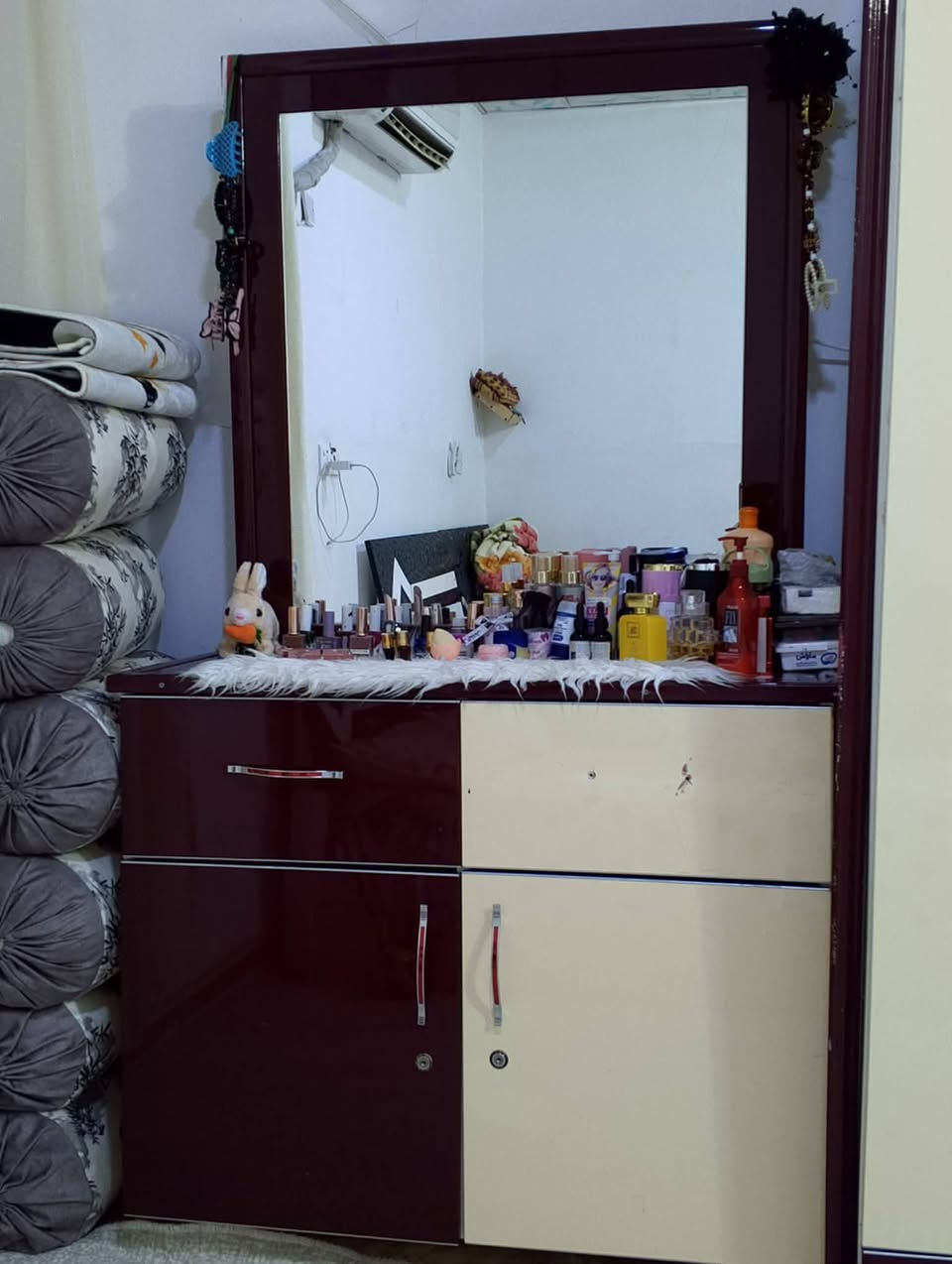 معرەزیکی3مەتر لەگەڵ میزتەوالیت  250هەزار
***********
