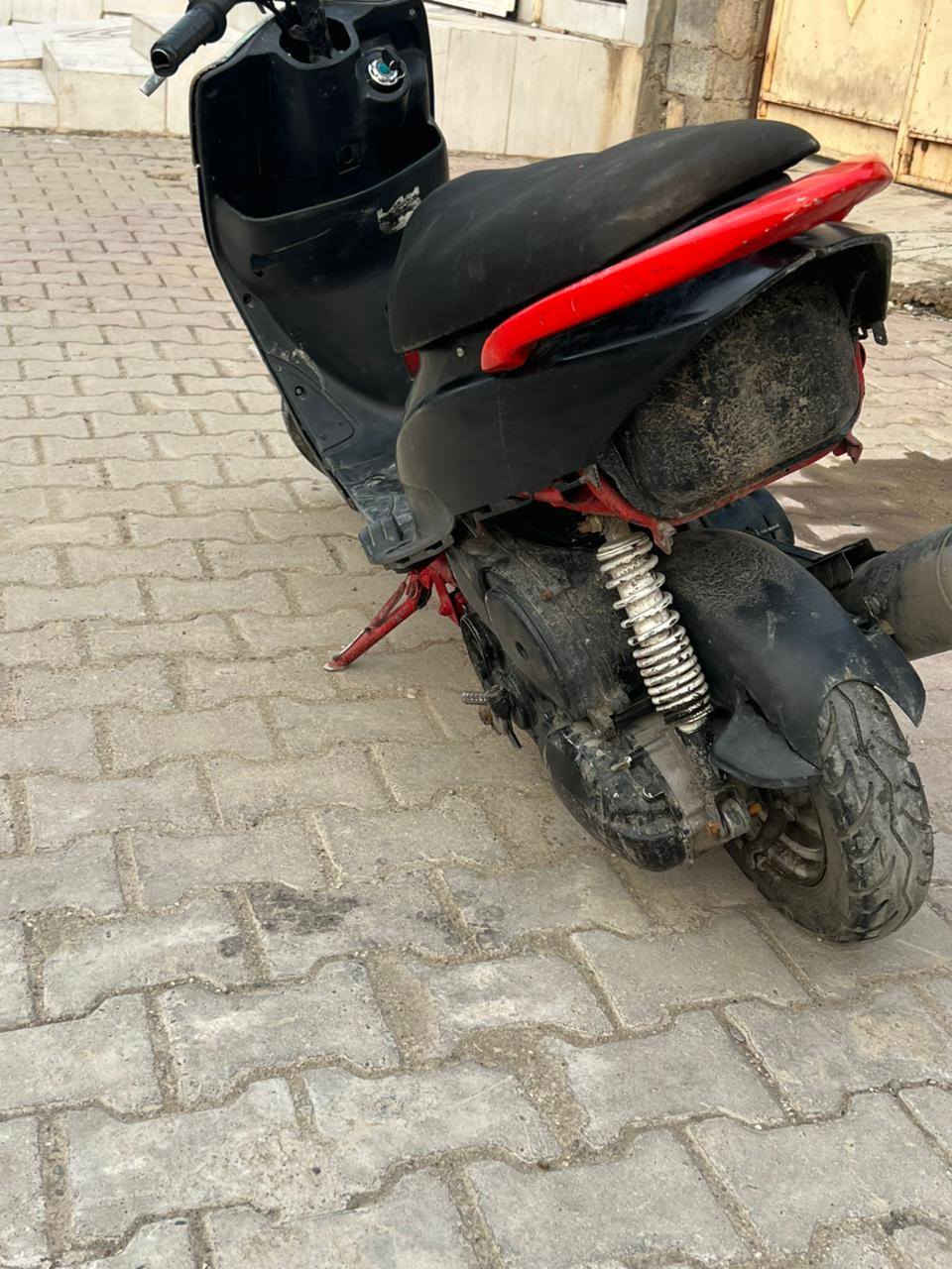 السلام عليكم للبيع ماكس عدله مكينه شرط لا صرف لا بخار كابريتر بلادي كفراته موجود السعر 300 بي مجال او مراوس شعندك نزل مكاني حي عسكري قرب جسر حصو رمل للستفسر ***********
