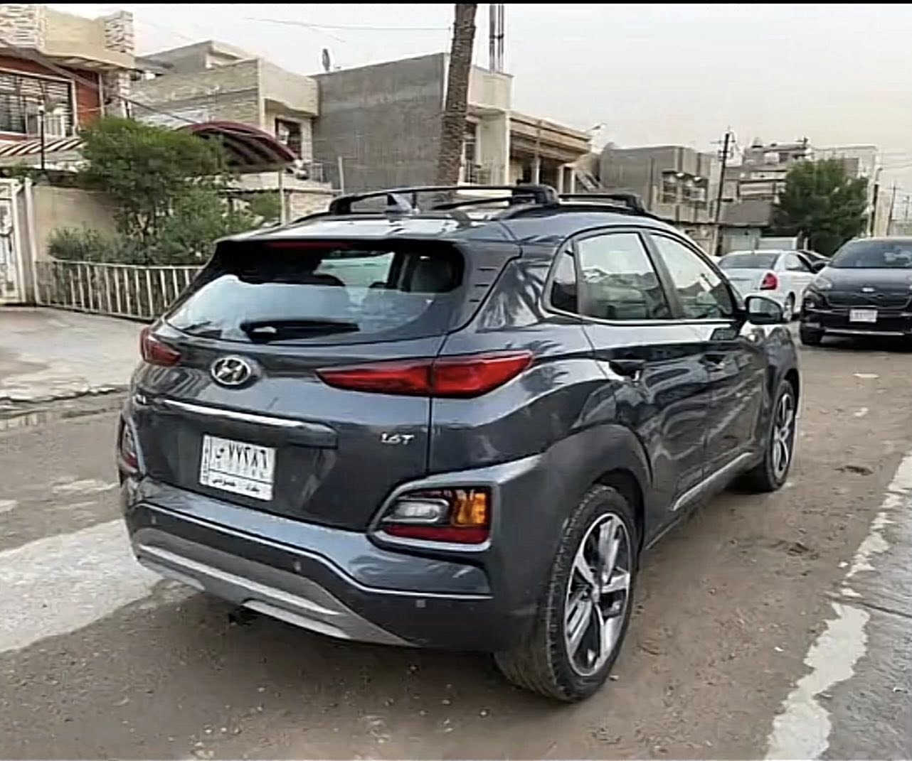 Hyundai Kona2021 Limited 1.600 Turbo السياره فول مواصفات بصمه فتحه تدفئه كراسي سبورت مود شحن واير ليس بصمه ابواب شاشه حادث سياره جنطه مبدله ومصبوغه وجاملغ خلفي ايسر مصبوغ ومعدل ماشيه 49000 الف  ميل سعر سياره 155 وبي مجال مكان السياره بغداد الغزاليه رقم تلفون ***********
