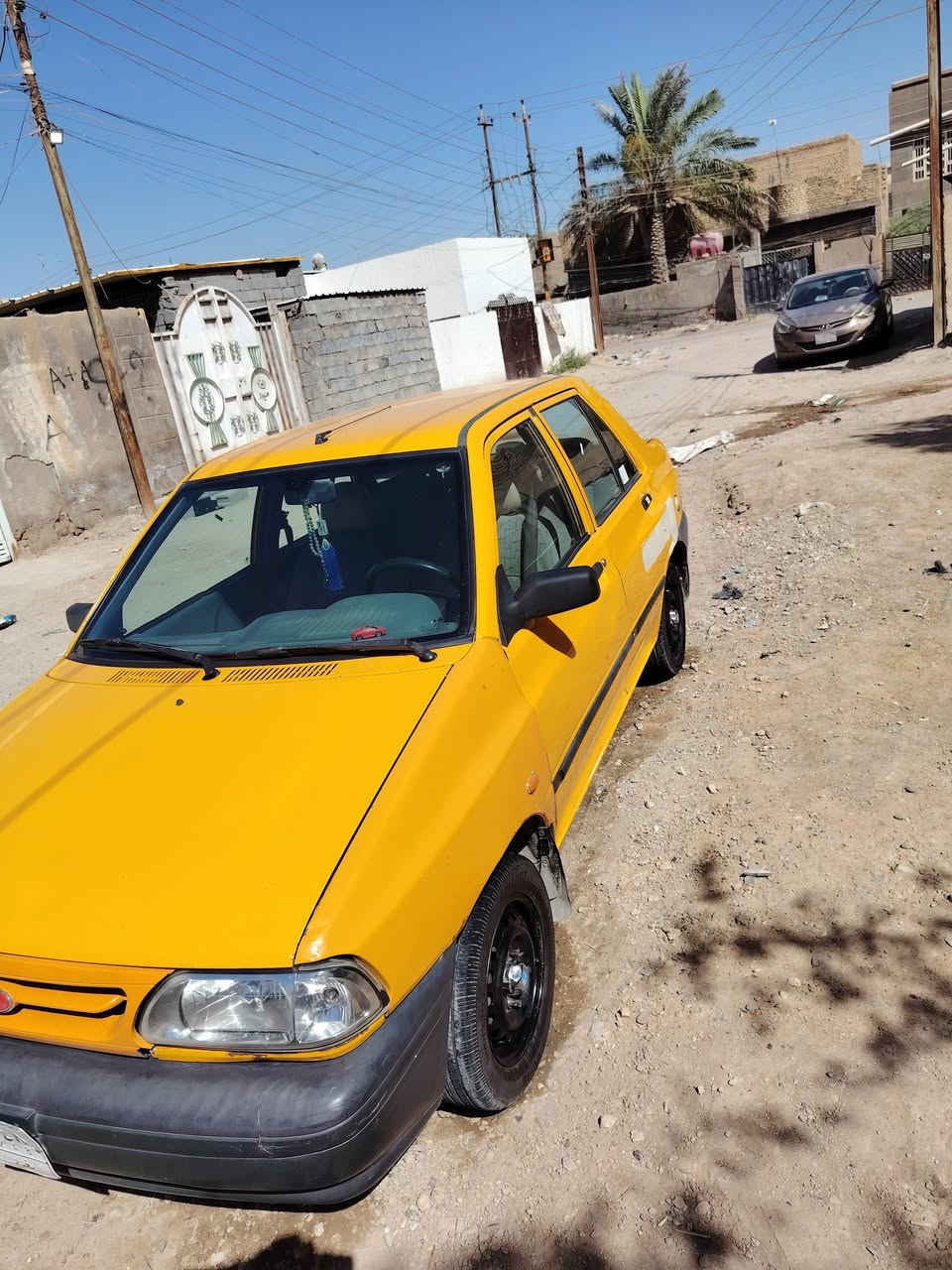 سلام عليكم من رخصت مدير الكروب سايبه البيع موديل 18رقم بغداد تحويل مباشر كير ومكينه وتبريد مكفولات تخم تاير حداديه 80بل ميه مبدل بيه جاملغ امامي وبيه طخطخات خفيفه بدون ضربه قويه سياره كاعده وحلوه مال بيت السعر 36وبيه مجال قليل مكان مسيب تصل ***********غير متواجد عله الفيس

