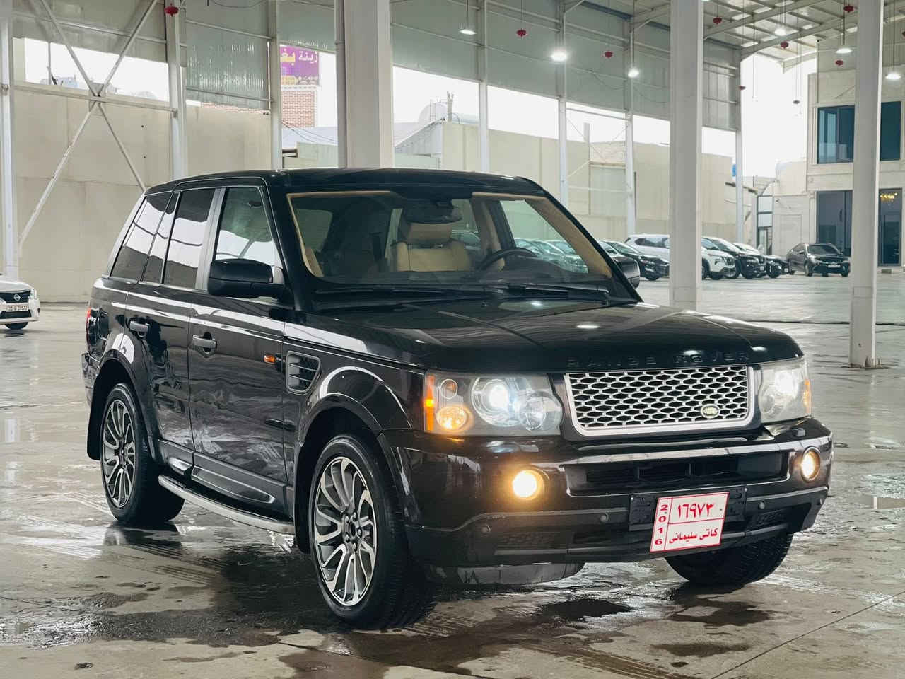 رەنج ڕۆڤەر ٢٠٠٨
فول مواسەفات 

٨ بستۆنی بێ سۆپەر 

یەک پارچە بۆیاخ

سعری ٨٥ گەڵاو معامەلە

ژمارە موبایل ***********
