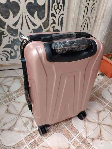 جنط للبيع جداد وسعر مناسب 
***********
