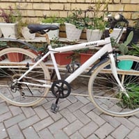 دراجة وضع حاوية كاملة من أي نقص ماركة ALTAGE   حجم الإطار 26 ركبة لاعا...