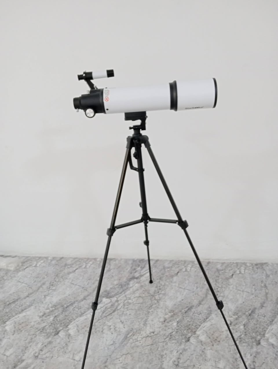 سلام عليكم شباب عندي هاي تلسكوب بس ستاند مالته للتصوير فد شي موضح بلفيديو خاص مفتوح


**إذا كنت صاحب هذا الإعلان وتريد حذفه لأي سبب، رجاءا أرسل رسالة إلى الدعم الفني**