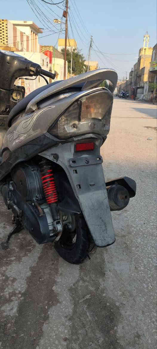 سلام عليكم ماكس عدله بوشه بلادي 49 كهربائيات شغاله نكره سلف صاله اربع اشهر من نازله من رمبه المكان نجف شارع المدينه
السعر 800 وبيه مجال 
***********
