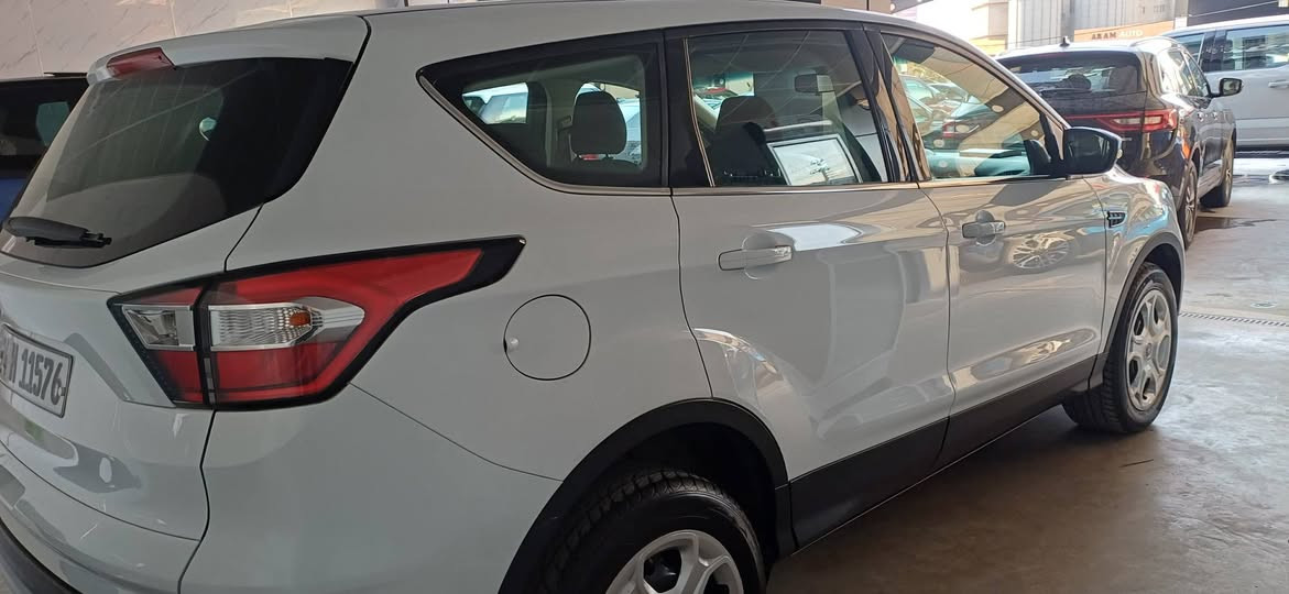 فورت ئیسکەیپ 2018  خليجى سفرى
قاسد 90 ڕوشتوە  مەکینە ٢.٥  
دوو بسمە شەریکە  تەبرید لەمس  گێر سوکان  بێ بویاخ بی سارد  گێر مەکینە 
بەشەرت  تەقەورەقە بەشەرت  سەنەوی 
و هەزەی تا 2030 تازەیە  بەناوی خومەوەیە  سعرى 142  مەجال  
بۆزانیاری زیاتر  *********** السليمانية, العراق
