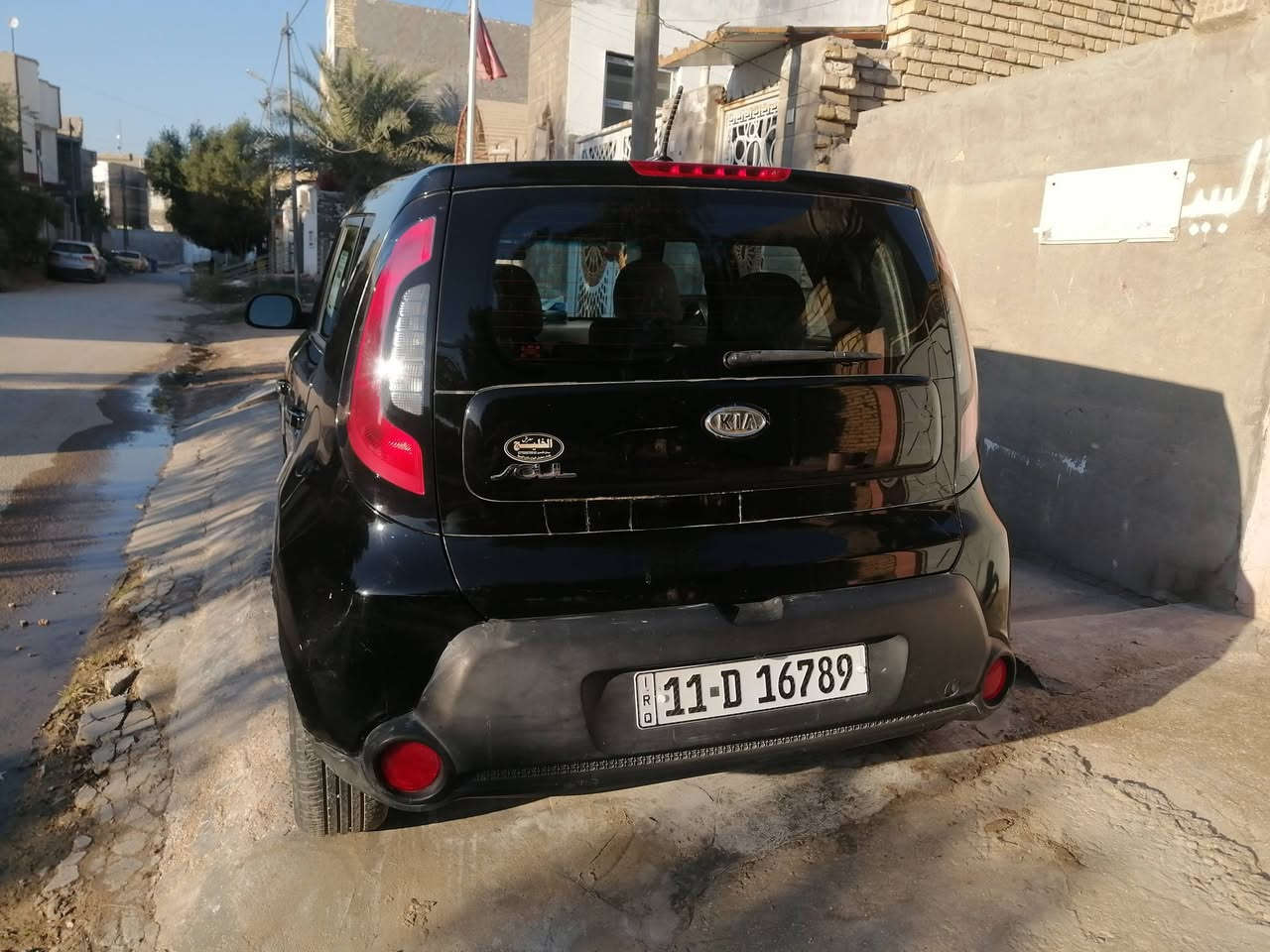 السلام عليكم
صول ١٤ امريكي مكينتها ١٦٠٠
حادثها جاملغ امامي بامريكا وهنا بالعراق هم جاملغ ثاني
سياره نظيفه حداديه جديده باتري جديد تبريد شغال
كير ومكينة خير من الله لاتنقيص ولاغيره
مبولشها قبل اسبوع
سعرها ١١٠ بيها مجال للشراي
مكاني بابل القاسم
*********** للتواصل
