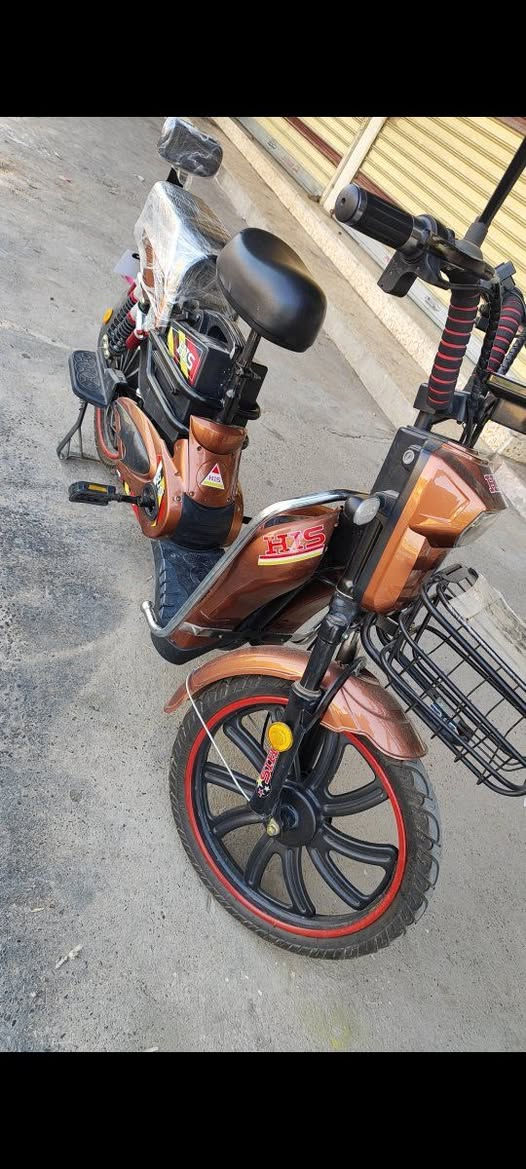 سلا عليكم درجه شحن للبيع كلش نضيفه بصمتين سويجن ويهاها شراي يتصل عل رقم مكلف بل نشر ***********
