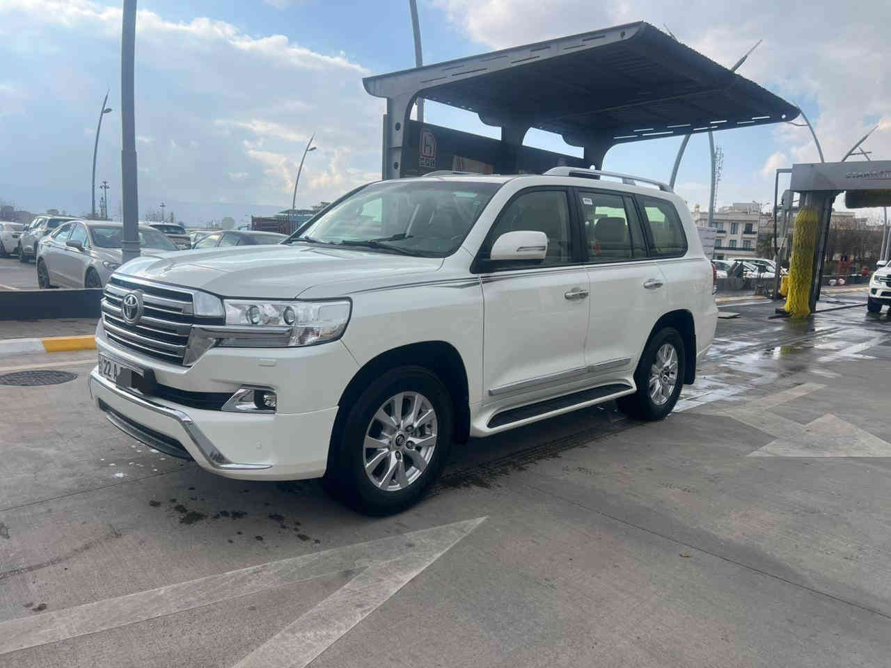 وەنەوشە مۆدێل 2016 فول مواصەفات بێ ناو بێ بۆياخ بێ سارد شوختێكی هەیە 125 ڕۆشتوە سەنەوی تازەیە سعری 485 معامەلە
***********
*********** السليمانية, العراق
